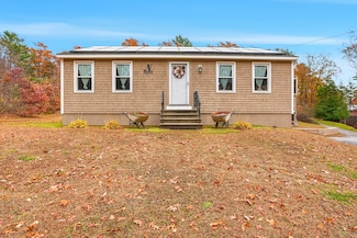 7 Dudley Rd, Oxford, MA 01540