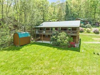 44 Robin Hood Ln, Maggie Valley, NC 28751