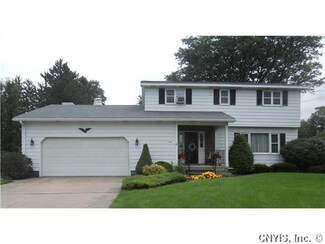 4 Rockingham Rd, Auburn, NY 13021