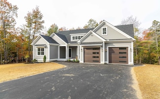 38 Moose Brook Ln, Hancock, NH 03449