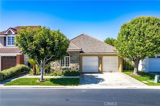 19371 Woodlands Dr, Huntington Beach, CA 92648