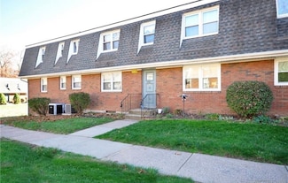 338 Dunfey Ln Unit D, Windsor, CT 06095