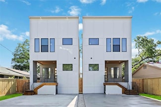 2208 Bleker St, Houston, TX 77026