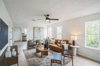 6914 Rifle Bend, Austin, TX 78736