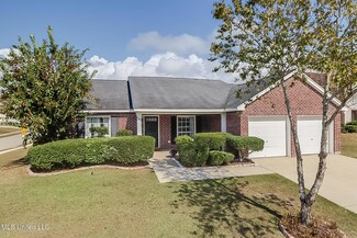 1570 Redwood Ct, Biloxi, MS 39532
