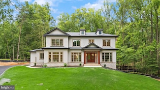 11121 Elmview Place, Great Falls, VA 22066
