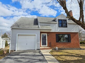 220 S 15th St, Lewisburg, PA 17837