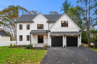 4 Patti Rd, Beverly, MA 01915