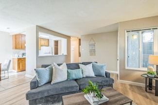 6 Lancaster Cir Unit 114, Bay Point, CA 94565