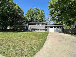 1624 S 15th St, Centerville, IA 52544