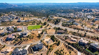 3911 Chanterelle Cir, Santa Rosa, CA 95404