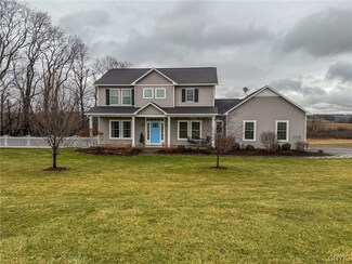 2770 Giles Rd, Skaneateles, NY 13152