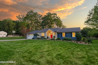 11 Sharon Dr, Ocean, NJ 07712