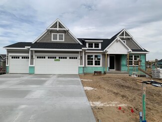 12580 Riverton Rd, Grand Haven, MI 49417