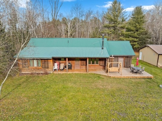 13593 Morgan Rd, Gillett, WI 54124