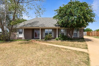 111 Mill Ridge Ct, Prattville, AL 36066