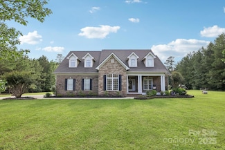 2018 Whiskery Ct, York, SC 29745