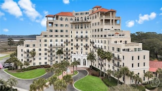 700 Wilmington Island Rd Unit 201, Savannah, GA 31410