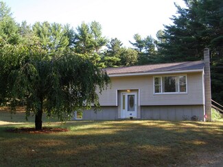 48 Happy Hollow Rd, Gardner, MA 01440