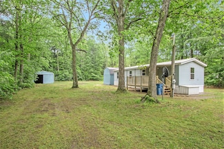 1759 Grant Dr, Allegan, MI 49010