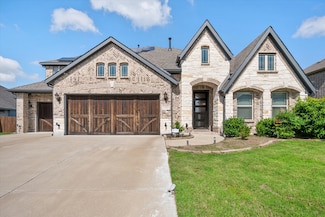2105 Flora Ln, Desoto, TX 75115