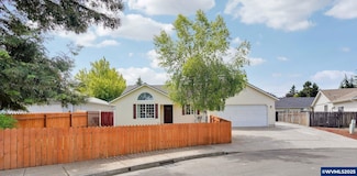 1041 Saturn Ct SE, Salem, OR 97317