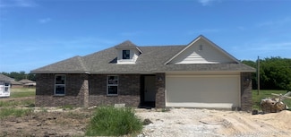 408 NW 7th St, Wagoner, OK 74467