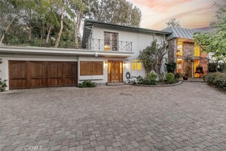 4911 Calvin Ave, Tarzana, CA 91356