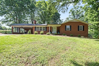 137 Deal Ln, Statesville, NC 28677