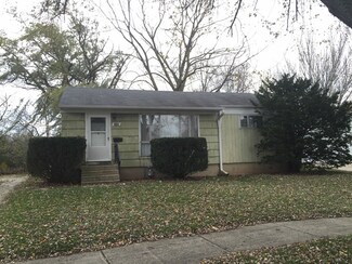 2000 Indian Rd, Waukegan, IL 60087