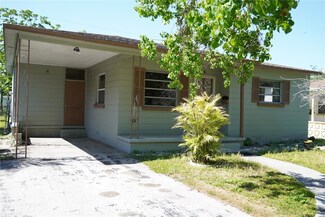 5012 Oxford Ave N, Saint Petersburg, FL 33710