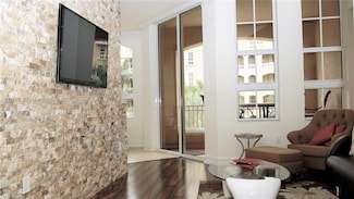 3001 NE 185th St Unit 428, Miami, FL 33180