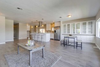 2400 W Valley Pkwy Unit 97, Escondido, CA 92029