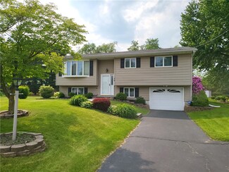 76 Belaire Dr, Horseheads, NY 14845