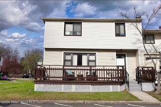 461- 2 Willow Rd E, Staten Island, NY 10314