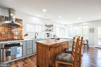 45352 Sypher Rd, California, MD 20619