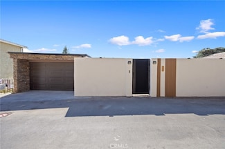 3233 Tareco Dr, Los Angeles, CA 90068