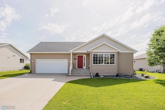 3730 Taylor St S, Fargo, ND 58104