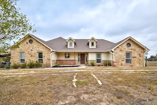 158 Pullman Rd, La Vernia, TX 78121