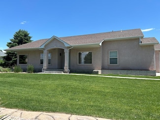 241 E Linden Ave, Pueblo, CO 81007