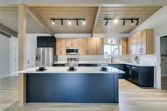 1681 Parkchester Dr, Las Vegas, NV 89108