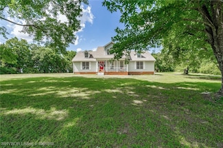 3109 Twin Lakes Place, Alma, AR 72921