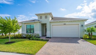 8884 Alister Dr, Melbourne, FL 32940