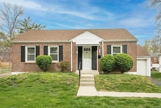 7125 Holly Hills Ave, Saint Louis, MO 63123