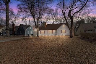 5025 NE Davidson Rd, Kansas City, MO 64118