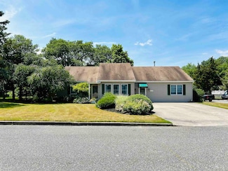 38 Barbers Ln, Cape May Court House, NJ 08210