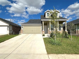 295 Alamito Ave, Niederwald, TX 78640