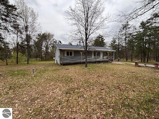 2969 Cambay Trail, Grayling, MI 49738