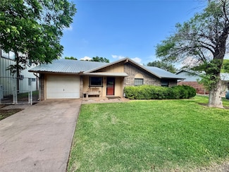 225 N West St, Buffalo Gap, TX 79508