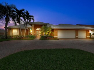 7261 Brickyard Cir, Lake Worth, FL 33467